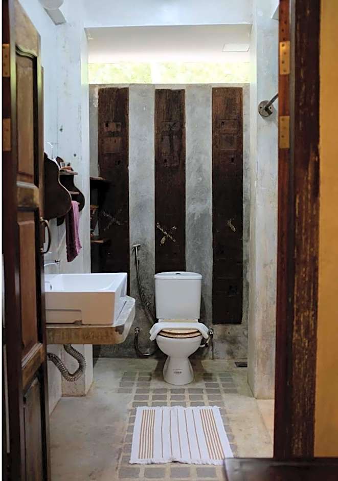 Panji Panji Tropical Wooden Home