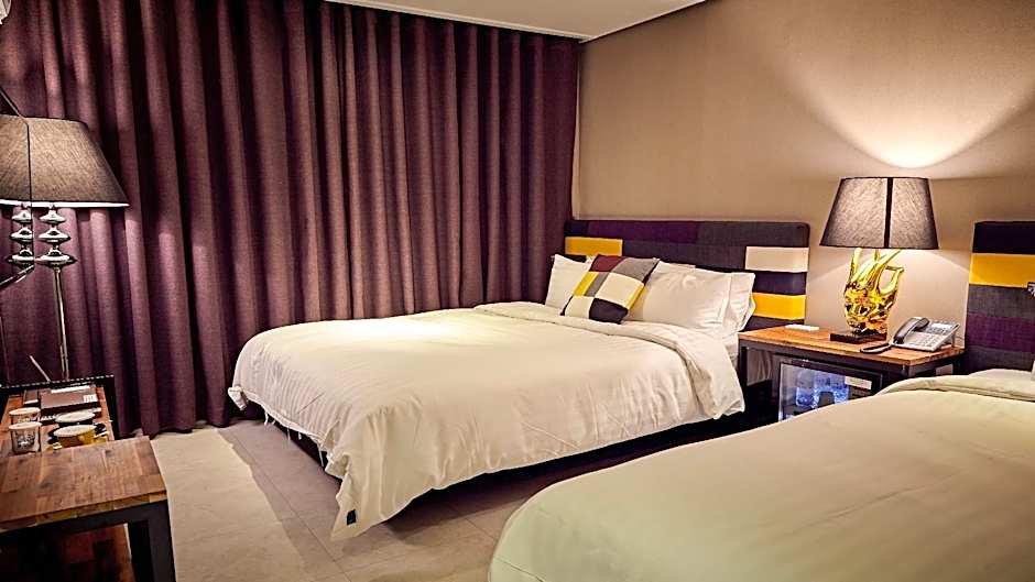 Cheongju Namoo Hotel