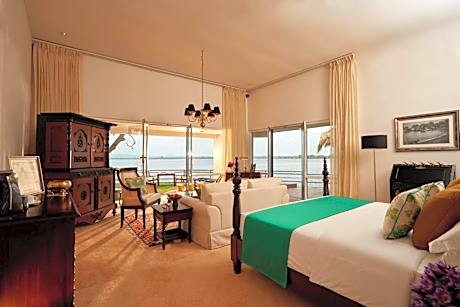 Royal Suite Lake View