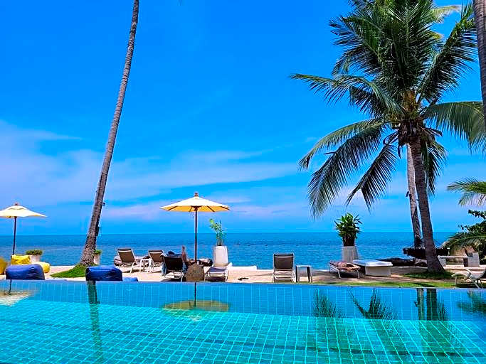 The Rock Samui Poshtel Lamai Beach