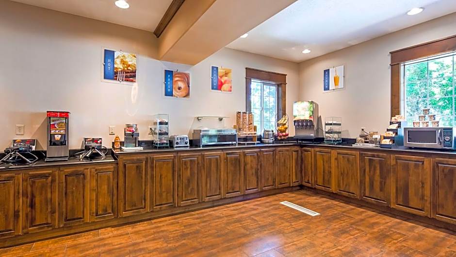 Best Western Plus Prairie Inn