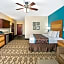 La Quinta Inn & Suites by Wyndham Houston Willowbrook