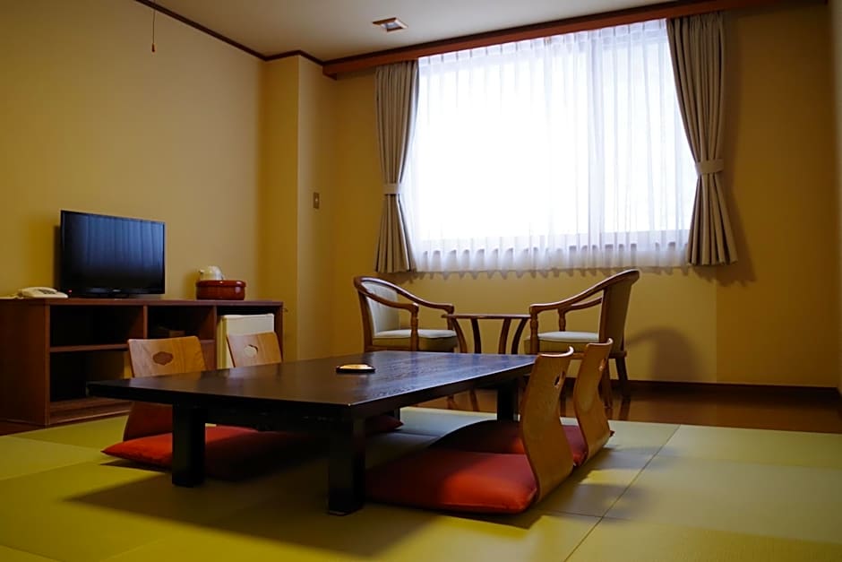 Tomuraushionsen Higashi Taisetsuso