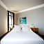 Alexandra Barcelona Hotel, Curio Collection by Hilton