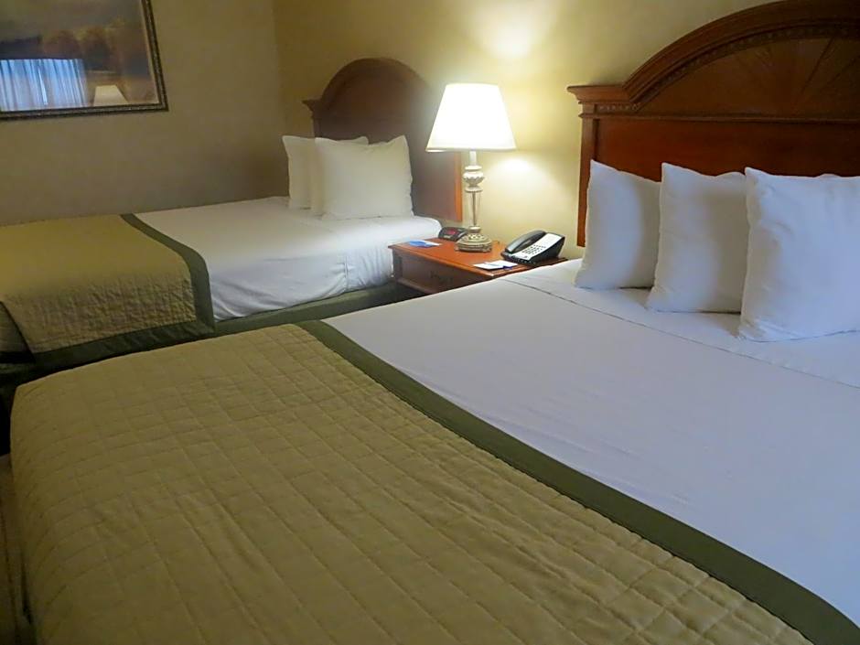 Photo 1 of 4 of 2 Double Beds