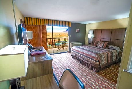 STANDARD LODGE WITH KING BED