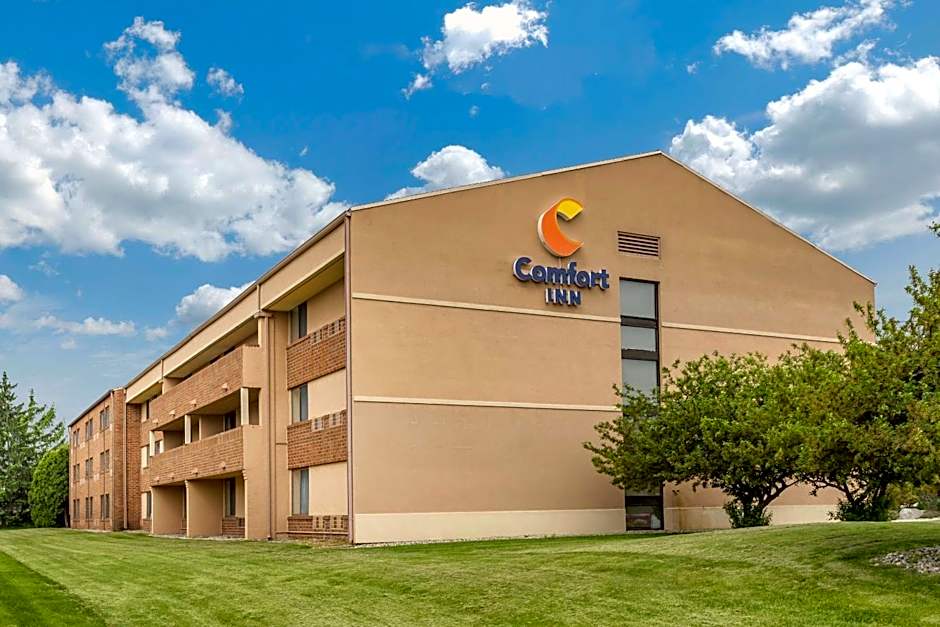 Comfort Inn Lansing West