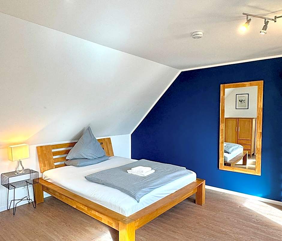 MEINpartments - Full service living Apartmenthouse