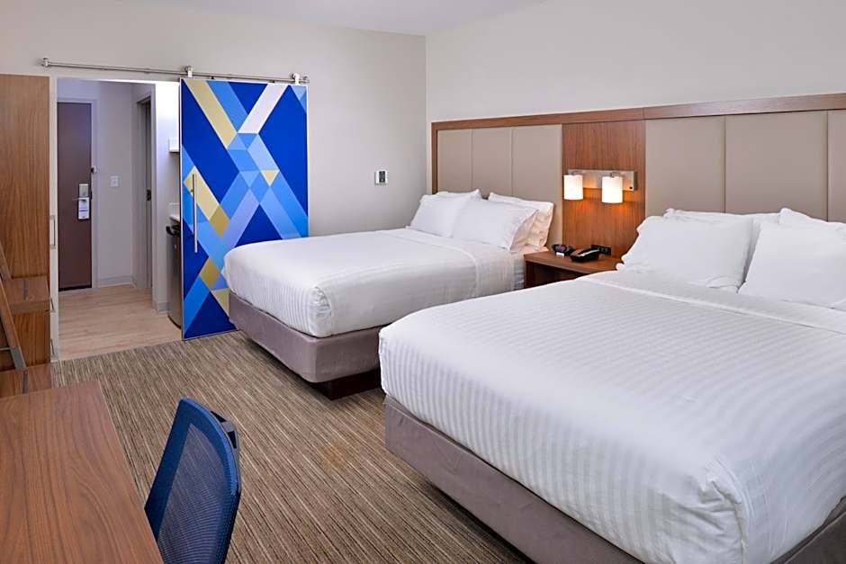Holiday Inn Express & Suites Madison By IHG