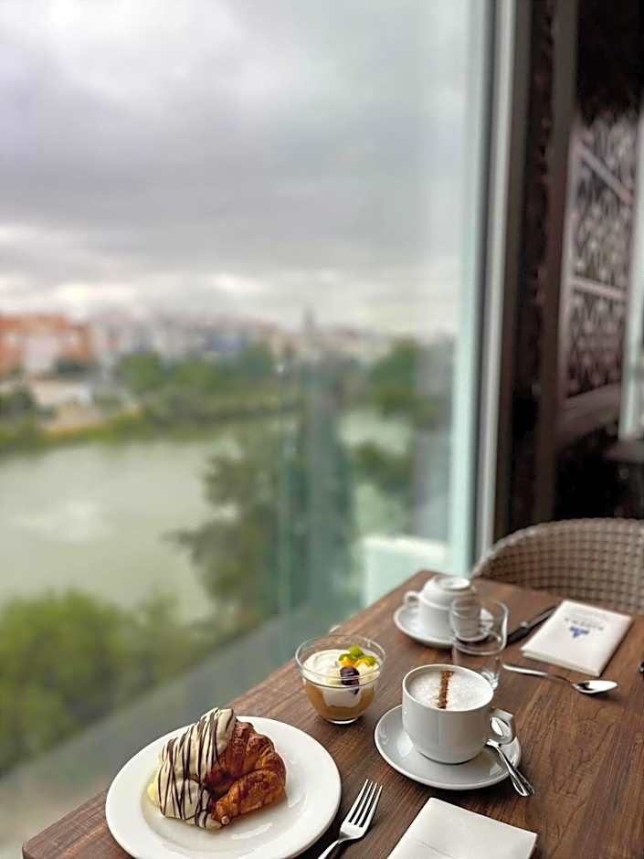 Ribera De Triana Hotel