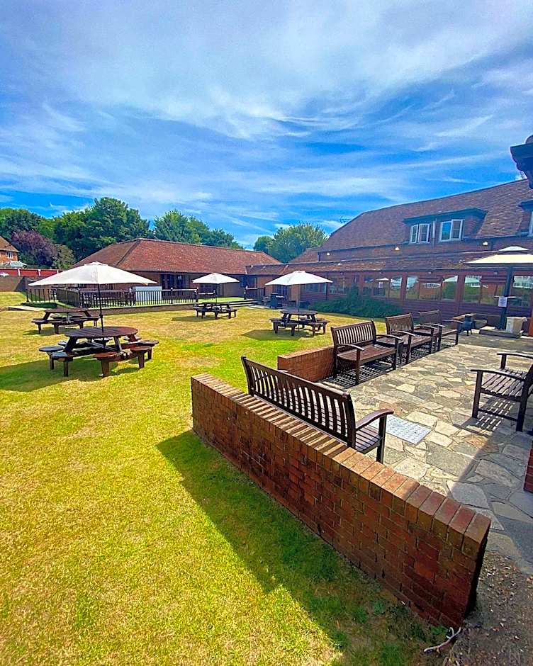 Newtown House Hotel