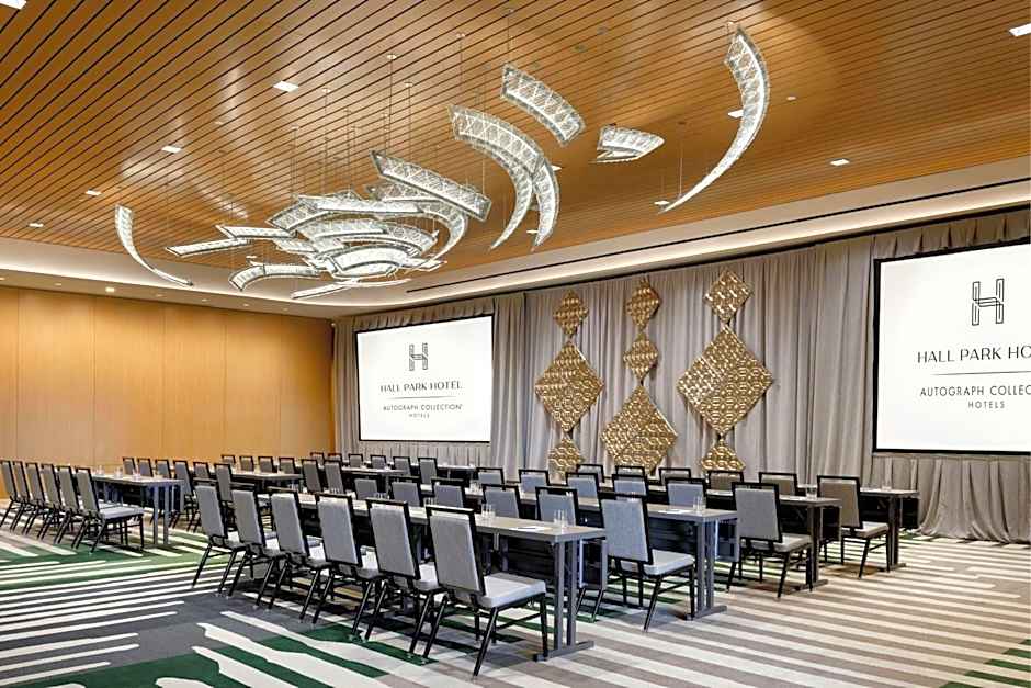 HALL Park Hotel, Autograph Collection