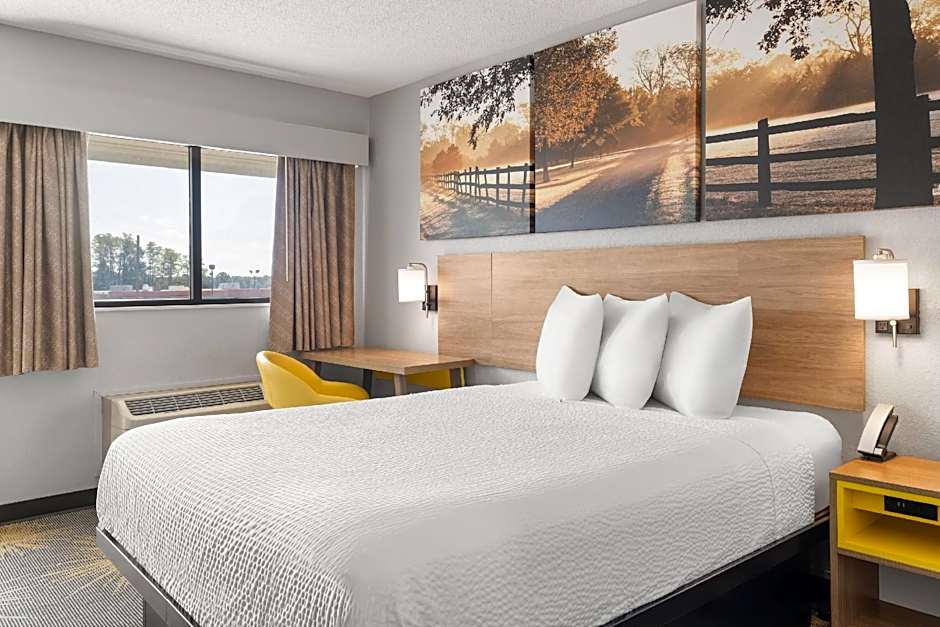 Days Inn by Wyndham Cloverdale Greencastle