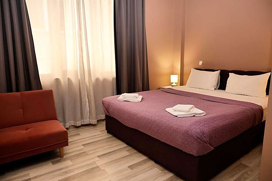 Hotel Leda