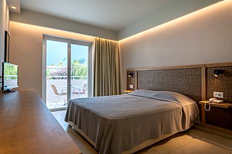 Garden  or street view