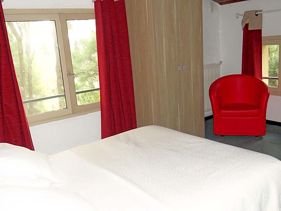 Hotel Le Mas des Ecureuils