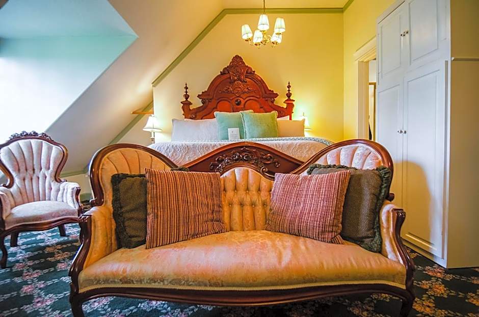 The Campbell House Inn