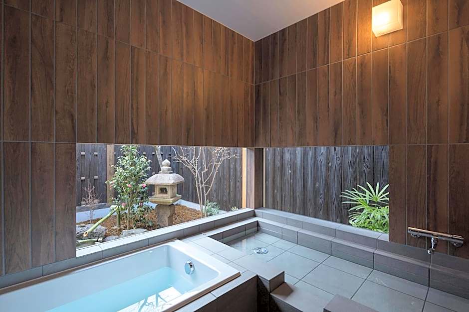 Yoitsubaki Machiya House