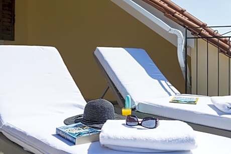 Superior Apartment - Split Level with Sea View