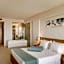 Olivia Palm Hotel