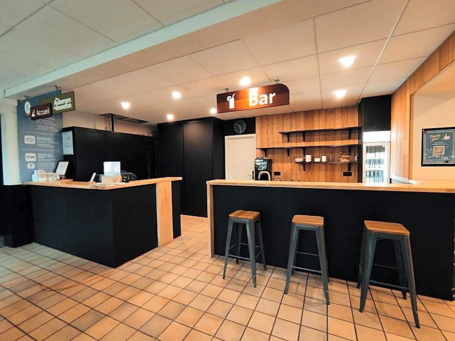 Auberge de Jeunesse de La Roche - Champlon