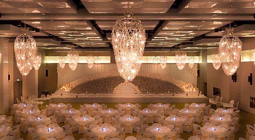 Adagio Abu Dhabi Al Bustan Hotel