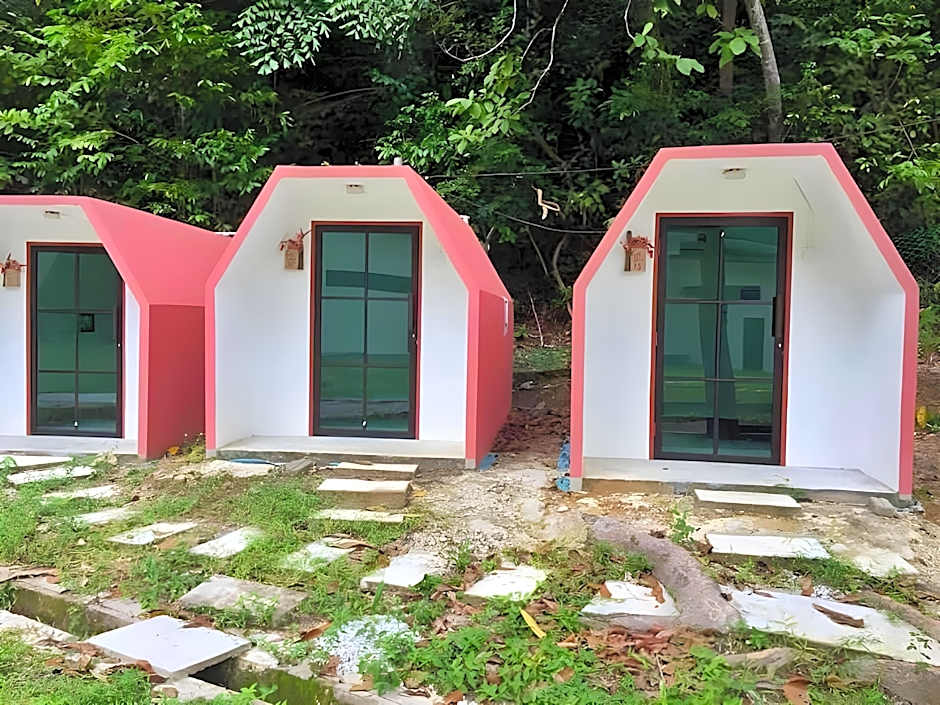 Eco Capsule Resort