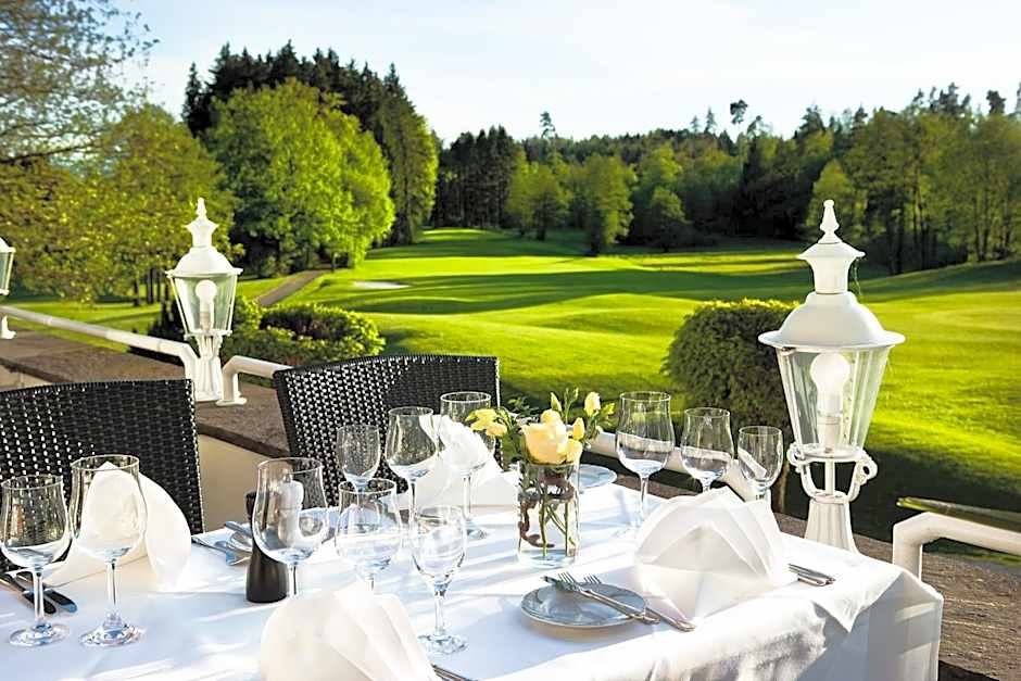 Golfhotel Bodensee by Michael Ritter