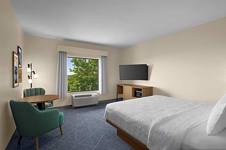 Hampton Inn & Suites Austin-Lakeway