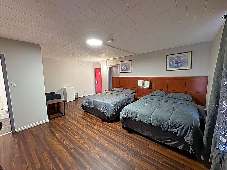 Advance Inn