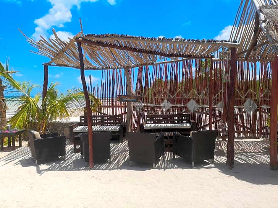 Ensueño Holbox & Beach Club