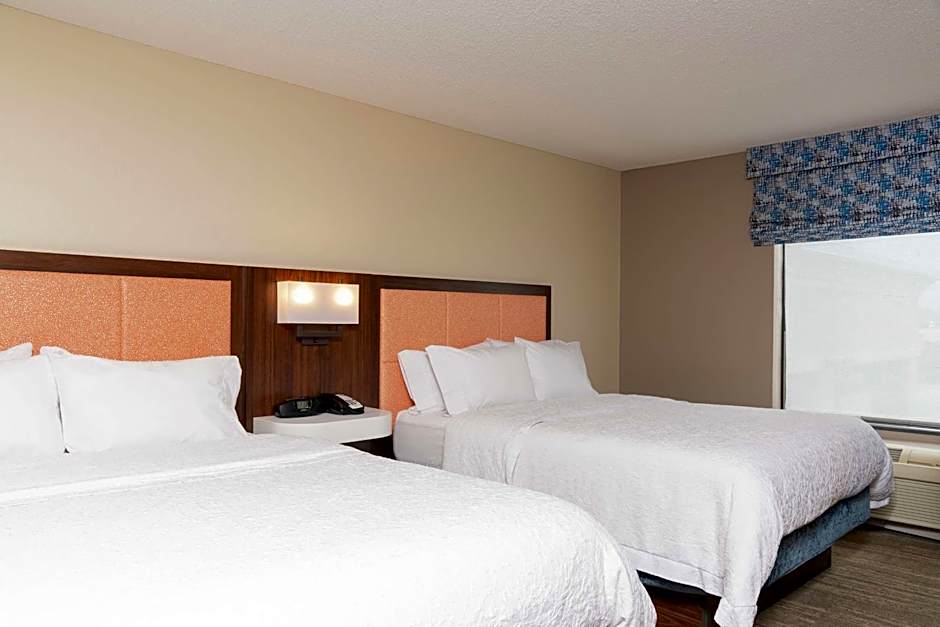 Hampton Inn By Hilton Warsaw