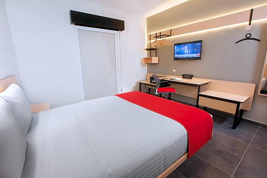 City Express Plus by Marriott Cabo San Lucas