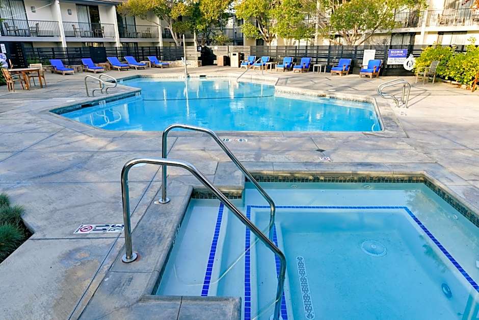 HOLIDAY INN EXPRESS MILL VALLEY SAN FRANCISCO AREA By IHG