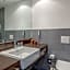 Garner Berlin - Spandau By IHG
