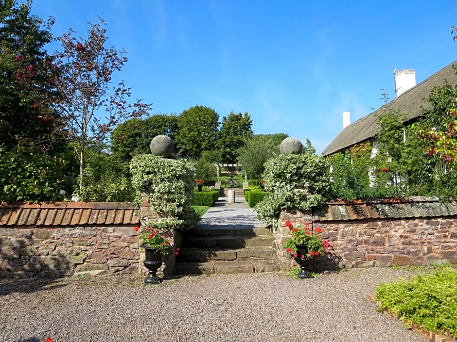 Combe Lancey Farmhouse B&B