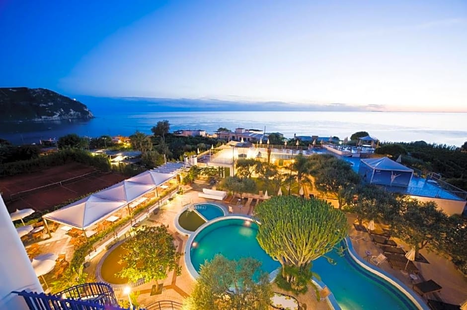 Il Gattopardo Hotel Terme & Beauty Farm, Ischia Island. Desde EUR60.