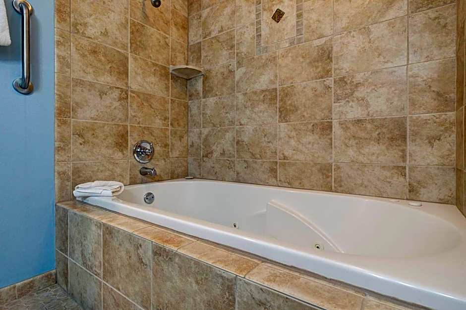 Inn of the Four Winds Seaside Oceanfront