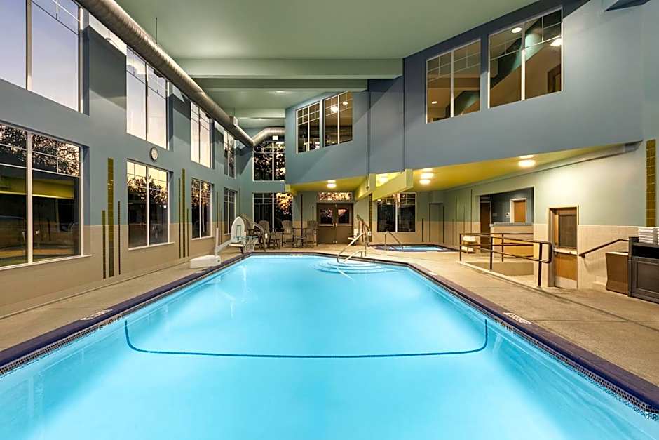 Holiday Inn Express Hotel & Suites North Sequim By IHG