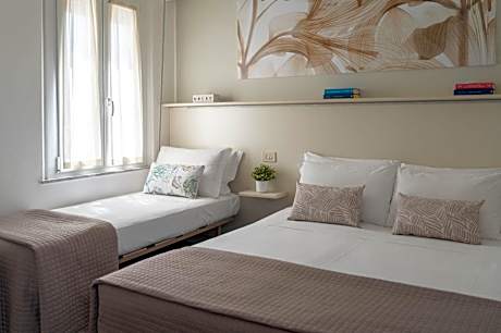 Triple Room with Balcony