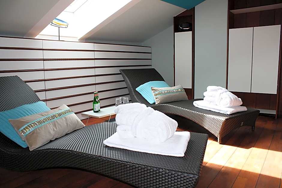 Elements Hotel