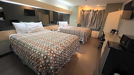 Queen Room with Two Queen Beds