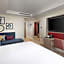 Hampton By Hilton London City
