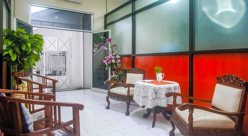 OYO 92454 Griya Raharja Guest House Syariah
