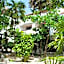 Pelicano Inn Playa del Carmen - Beachfront Hotel