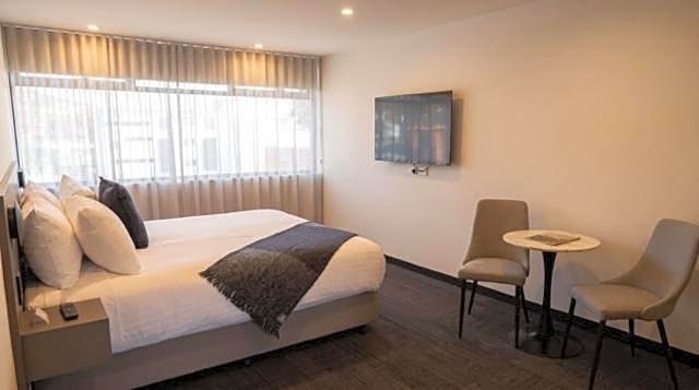 429 Apartments & Suites
