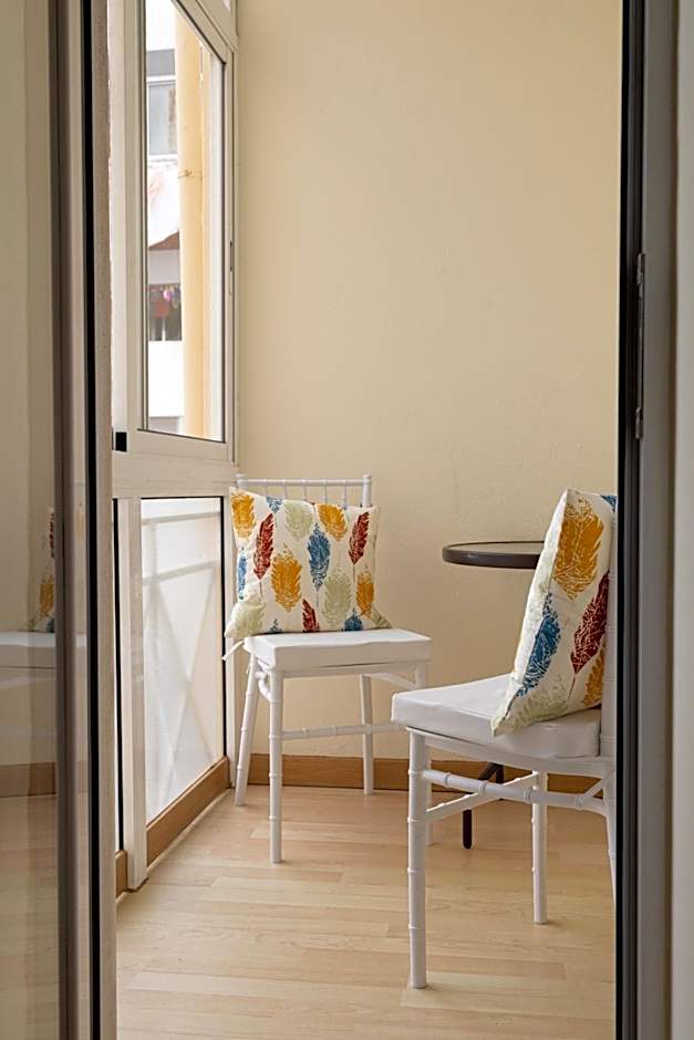 Sunny, The House - AL