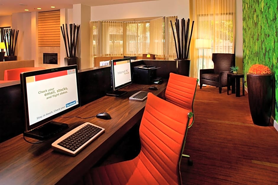 Courtyard by Marriott New Orleans Metairie