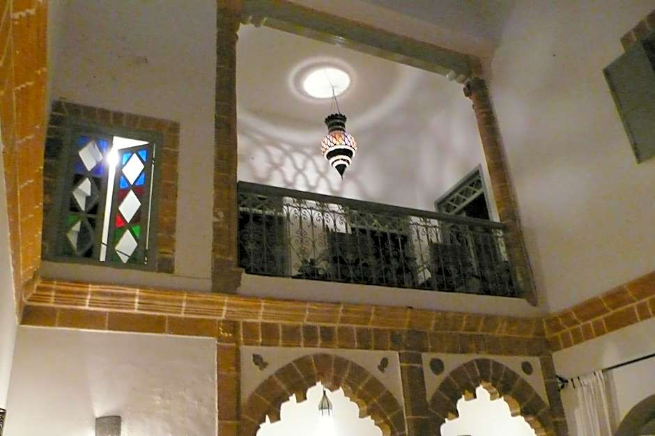 Riad le Consulat - Private Riad, Breakfast included