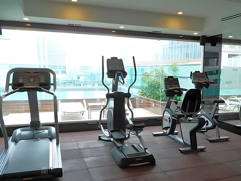 Amora NeoLuxe Suites Hotel